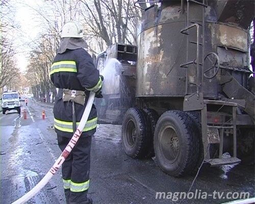В центральной части города взорвался "ЗИЛ"