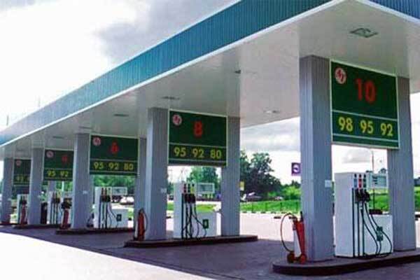 Группа «Приват» не может забрать заправки у Укрпромбанка