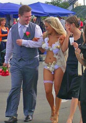 Дивовижні весільні вбрання