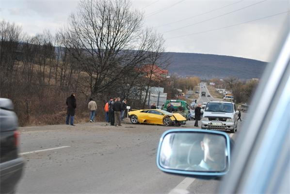 Авто главы КСУ не ездило, а низко летало