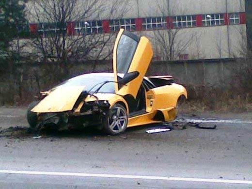 В аварии Lamborghini Murcielago участвовал сын главы КС