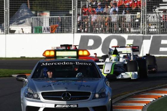 Brawn GP завоевывает дубль в Австралии