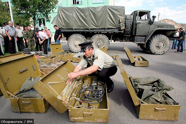 Україна - збройний склад Кавказу