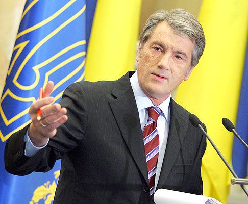 На Ющенко "повесили" хаос в "Нафтогазе"