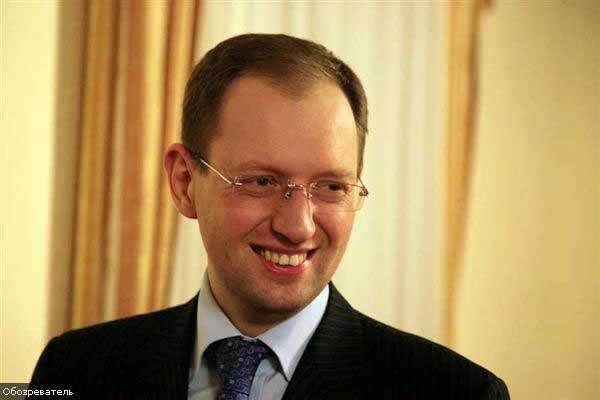 Кияни більше всіх симпатизують Яценюку