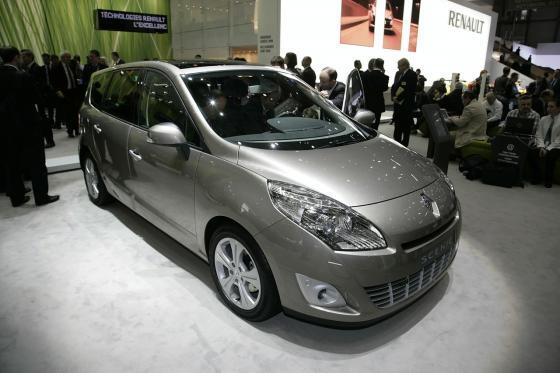 Renault показала Женеве компактвэн Scenic нового поколения