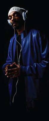 Фоззи боится запутаться в наушниках Snoop Dogg’а