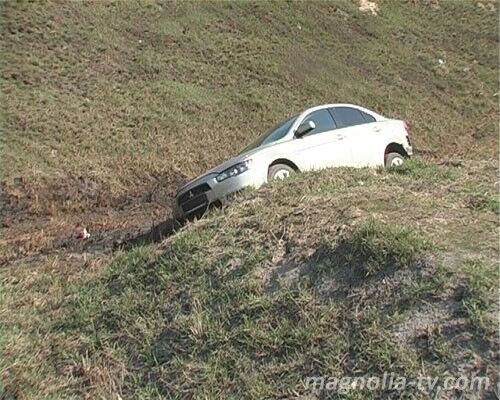 Водителя "Мицубиси" подвело колесо
