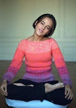 Ализе засветила трусы на сцене (Фоторепортаж) на «ШоуОбозе»