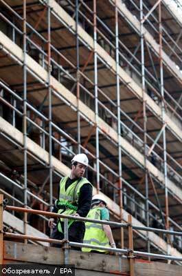 Кабмин копит деньги на молодежное строительство