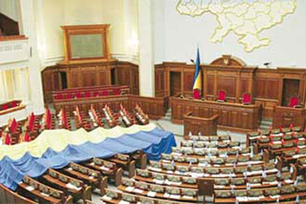 Литвин: забыть про антикризисную работу можно на два дня