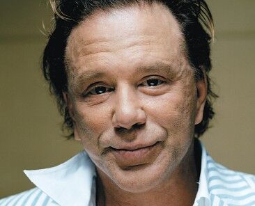 Микки Рурк падал, как мешок с дерьмом, чтобы вернуться в Голливуд