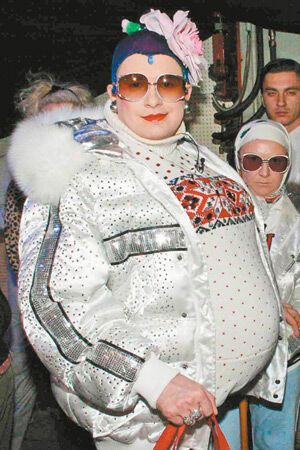 Данилко нашел пышногрудую любовь у себя в коллективе