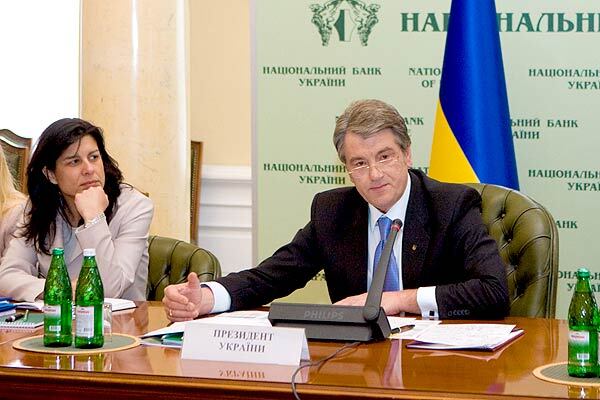 Ющенко заподозрил представителя МВФ в краже