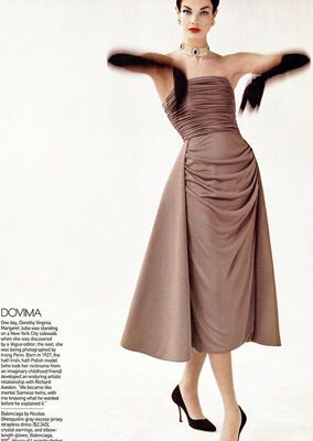 Така різна Водянова: нові фотосесії знаменитості