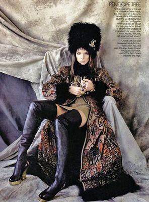 Така різна Водянова: нові фотосесії знаменитості