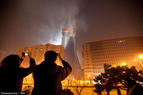 В Китае пожар уничтожил 50-этажный небоскреб