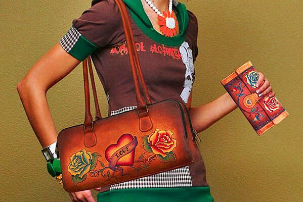 Мальовничі сумки від Anuschka