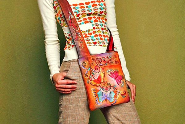 Мальовничі сумки від Anuschka