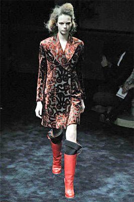 Вантажний "випалений" оксамит - модний тренд сезону