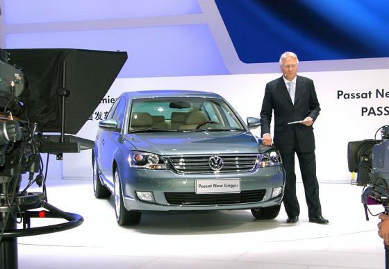 Volkswagen представил в Шанхае новую версию Passat