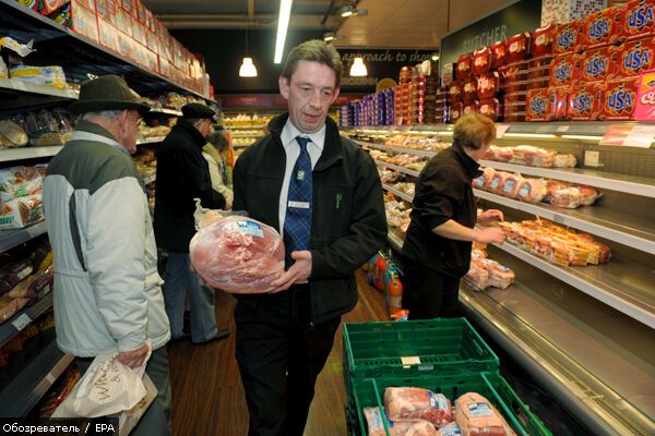 Супермаркеты спасаются от кризиса за счет нашего здоровья