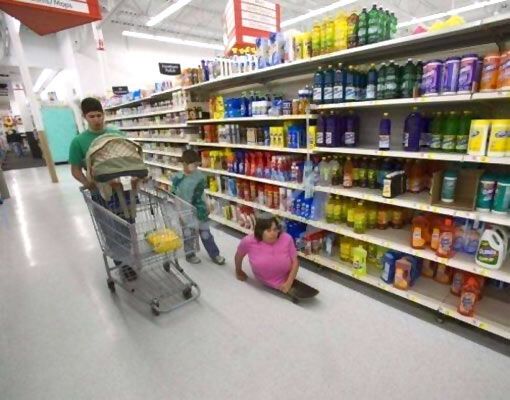 Жінка з половиною тіла народила двох дітей