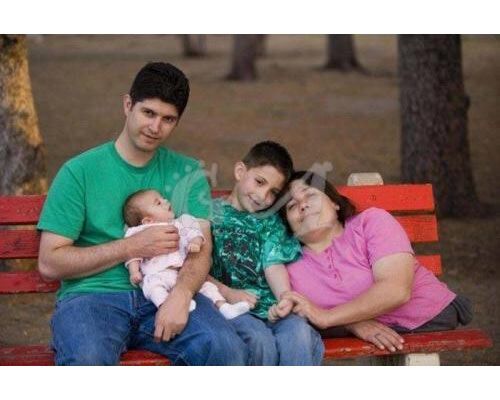 Жінка з половиною тіла народила двох дітей