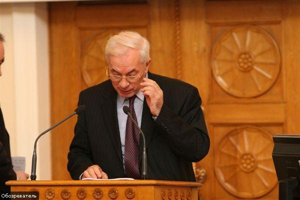 Азаров незадоволений кабмінівської рекапіталізацією банків