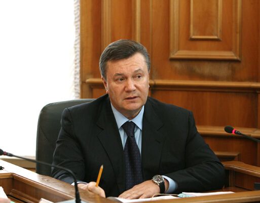 РФ вимагає близькості Януковича з прем'єром