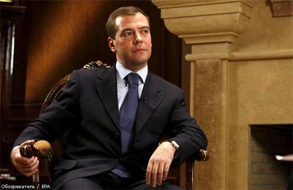 Американские эксперты предсказали отставку Медведева