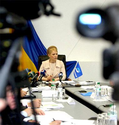 КСУ: прем'єр Тимошенко - поза законом