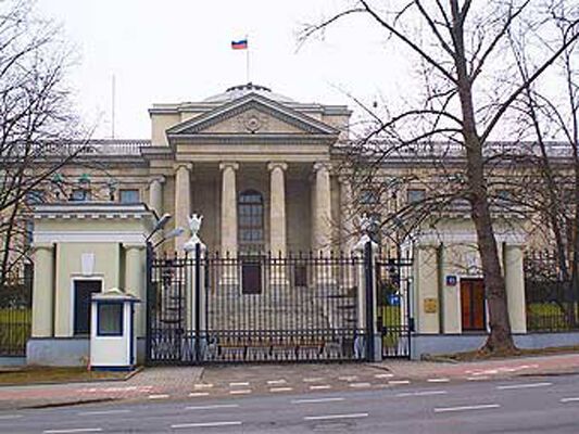 Россия и Польша отозвали военных дипломатов