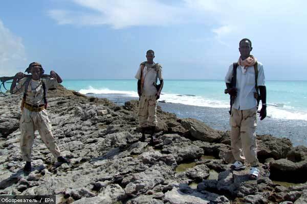 Моряки отбились от сомалийских пиратов