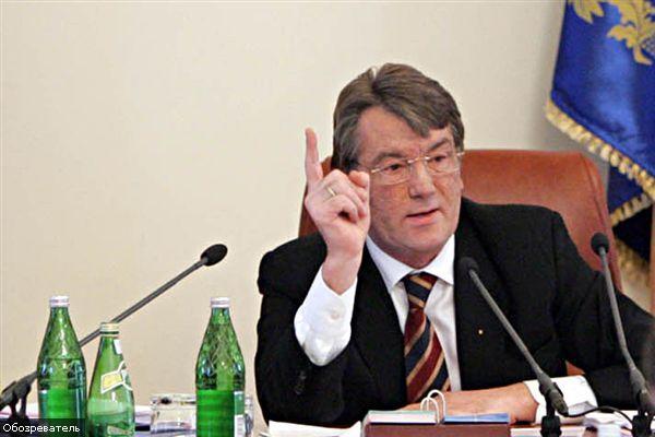 Ющенко з'їздить в Азербайждан поговорити про нафту і космосі