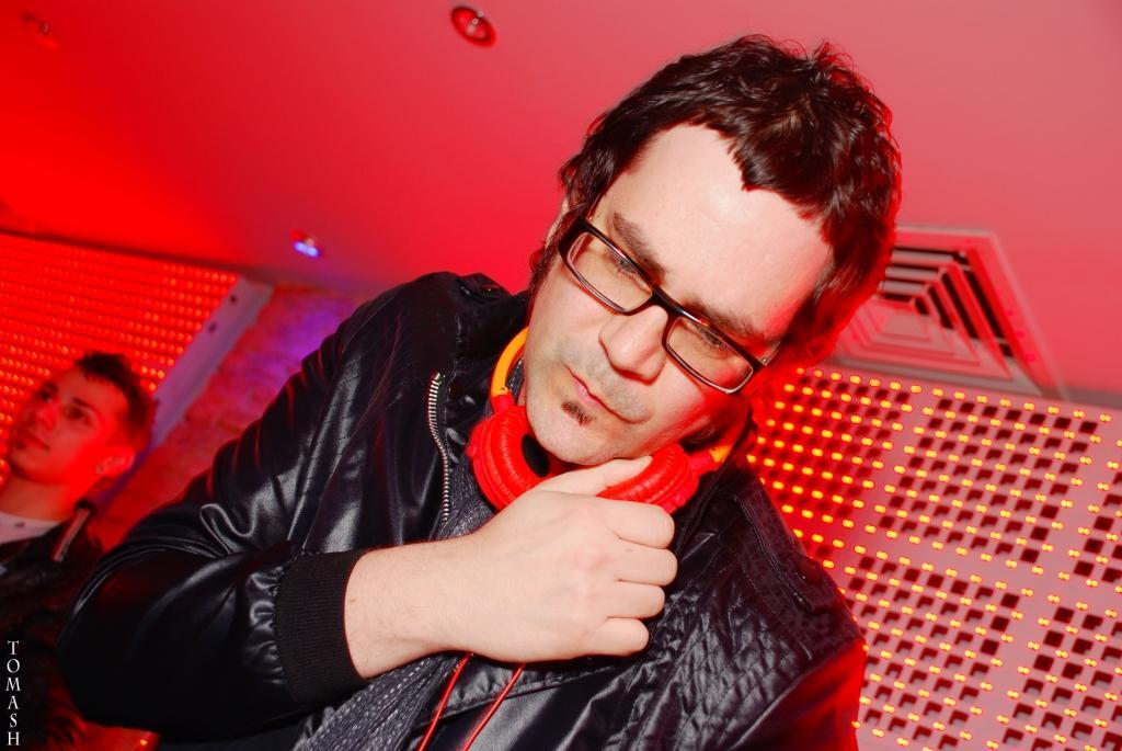 Ursula 1000 включил в Heaven club солнце