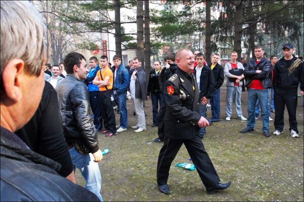 Весна. Кишинів. Опозиція