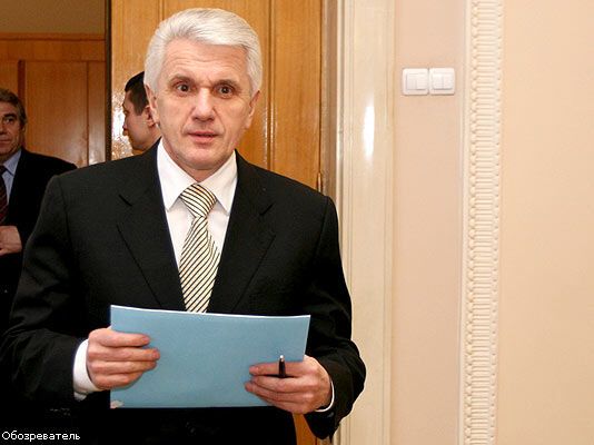 Увольнительная на Луценко ушла в Кабмин