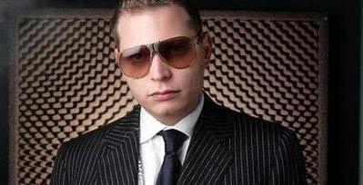 Звездный продюсер попался на краже Bentley