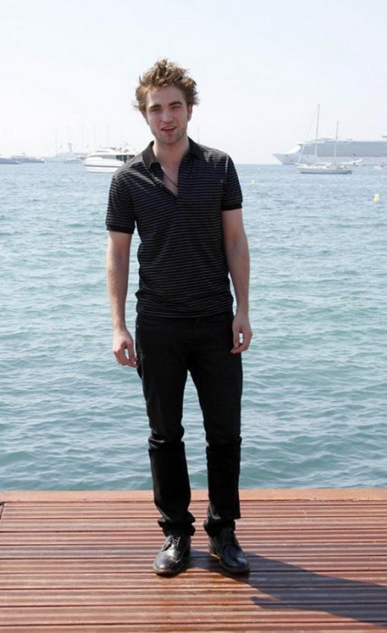 Красавчик Паттинсон тоже прилетел в Канны