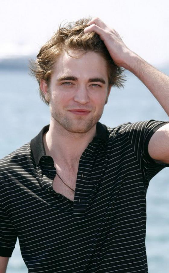 Красавчик Паттинсон тоже прилетел в Канны