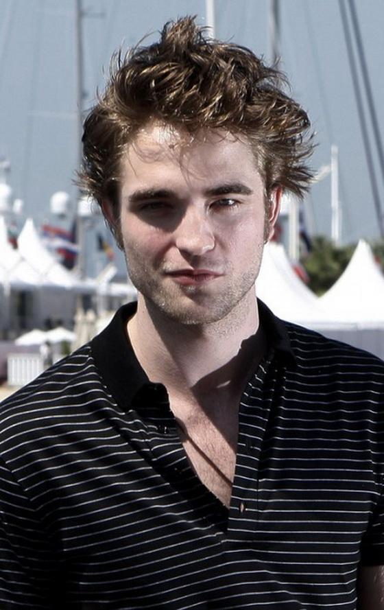 Красавчик Паттинсон тоже прилетел в Канны