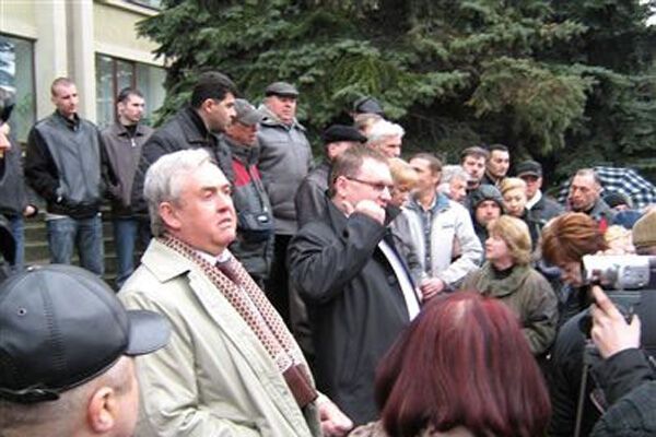 Вместо Тимошенко к пикетчикам вышла Продан