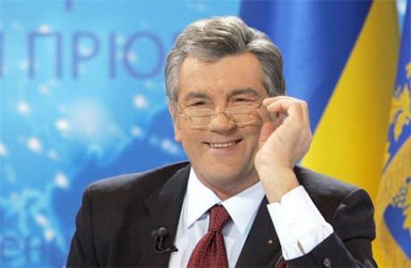 Ющенко звільнив Біла Гейтса
