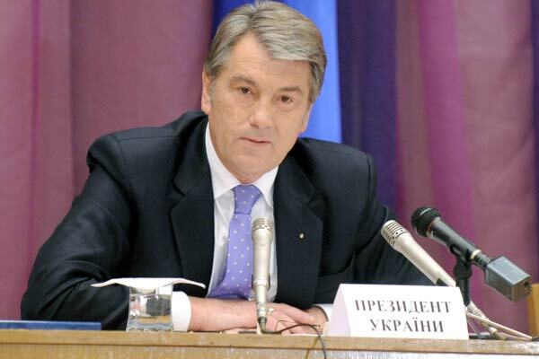 Ющенко протащит через референдум свою Конституцию