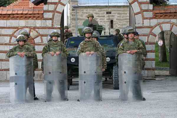 Польша хочет включить украинцев в "афганский" контингент