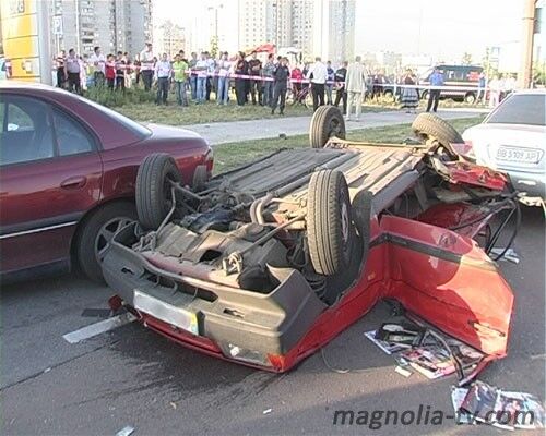 В ДТП на проспекте Бажана погиб милиционер