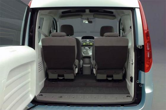 Renault представила концептуальный электромобиль