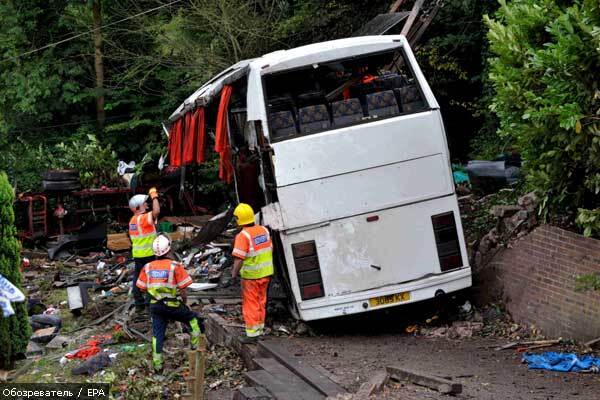Еще один автобус рухнул в пропасть в Перу 