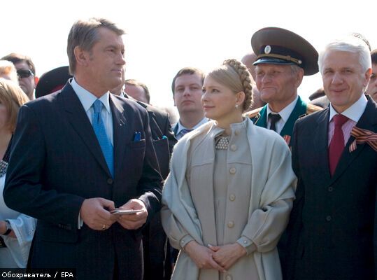 Ющенко і Тимошенко стрімко втрачають довіру